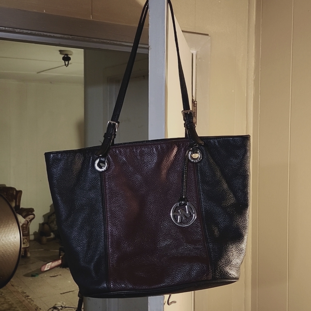 MK purse